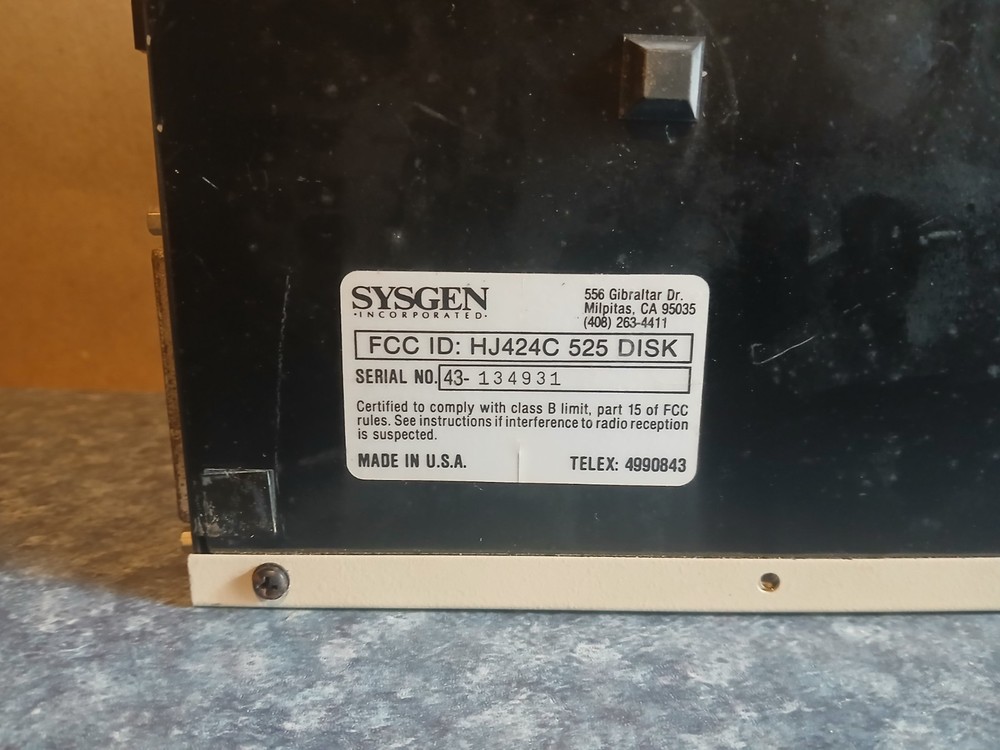 Sysgen 5.25" External Floppy Disk Drive