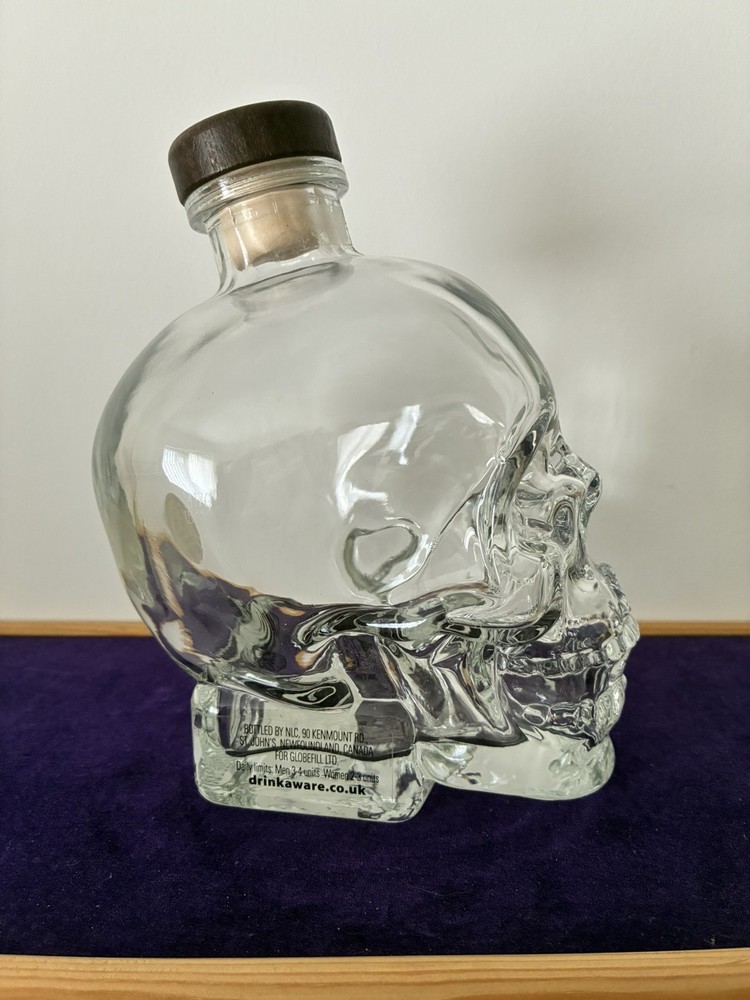 70CL/700ML Real Crystal Head Vodka Bottle (empty)