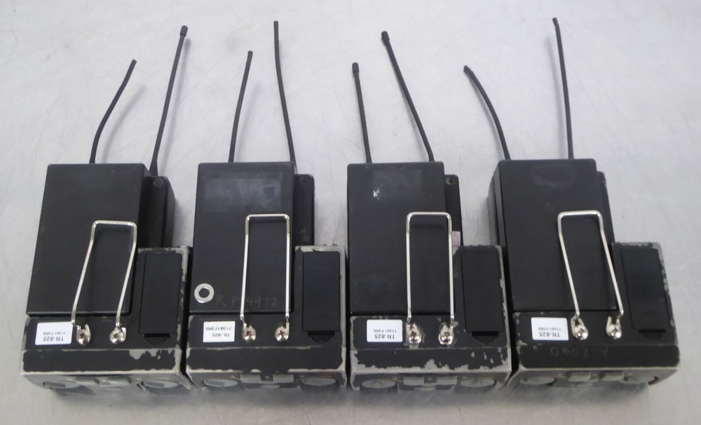 T169587 Telex RadioCom BTR-800 UHF Wireless Intercom + (4) TR-825 Beltpack Units