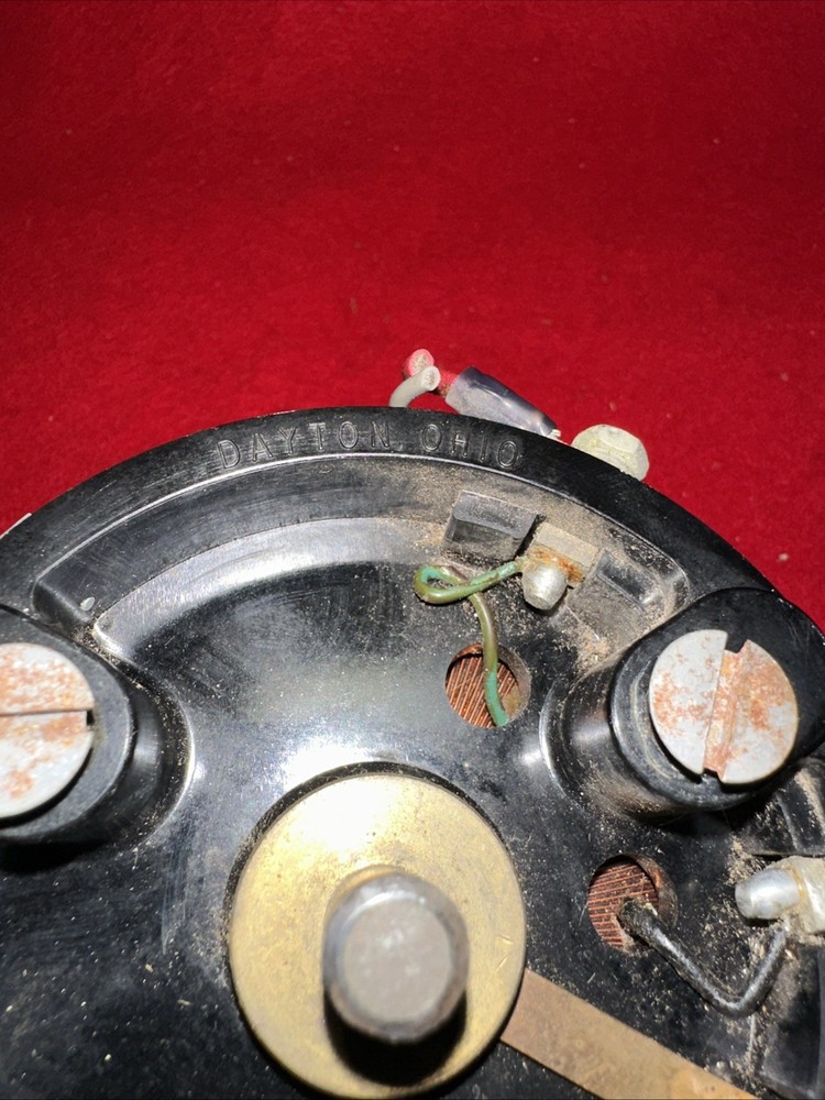 Vintage Adjust-a-Volt 300BU Variac Variable Auto Transformer