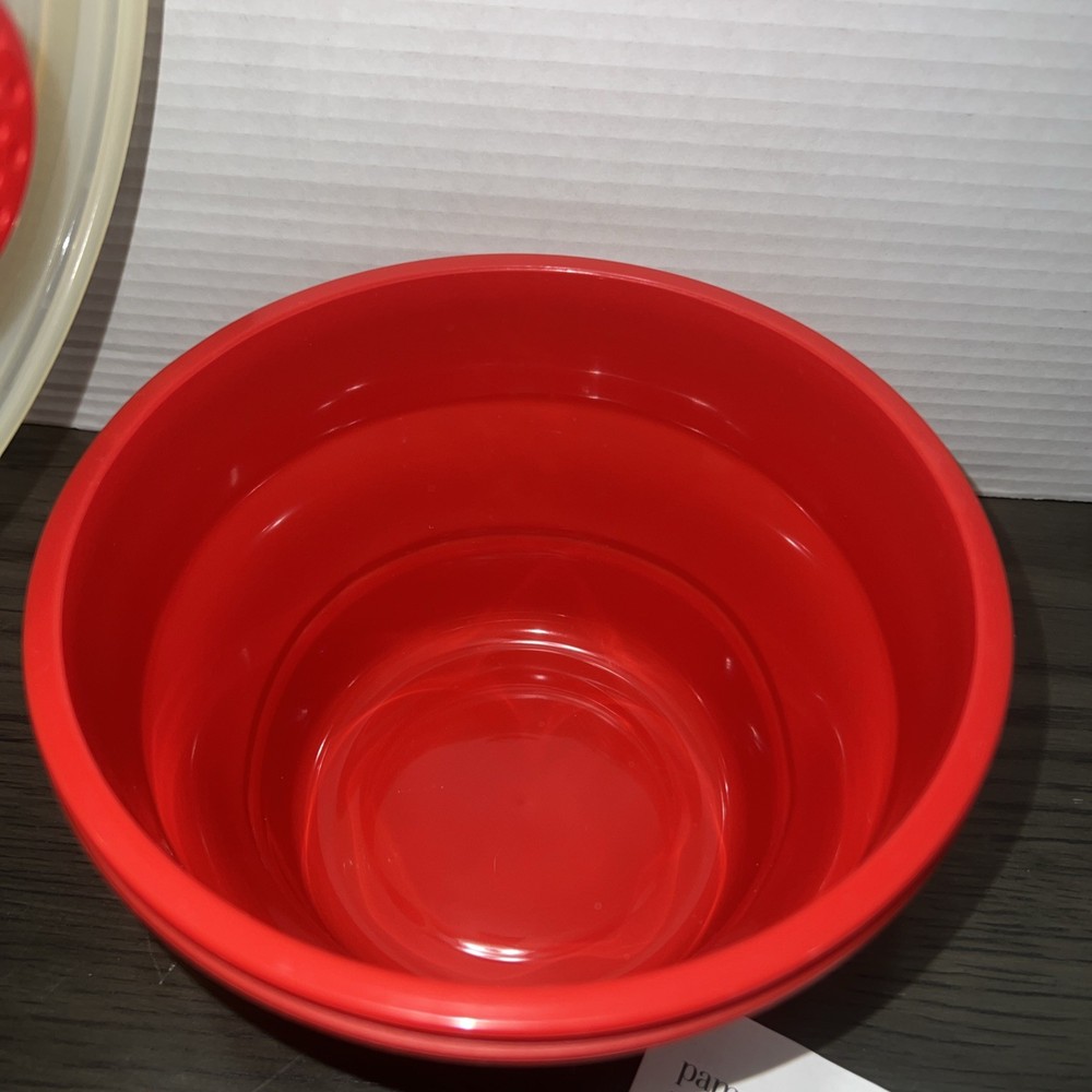 Pampered Chef Microwave Popcorn Maker Small Red Collapsible Silicone