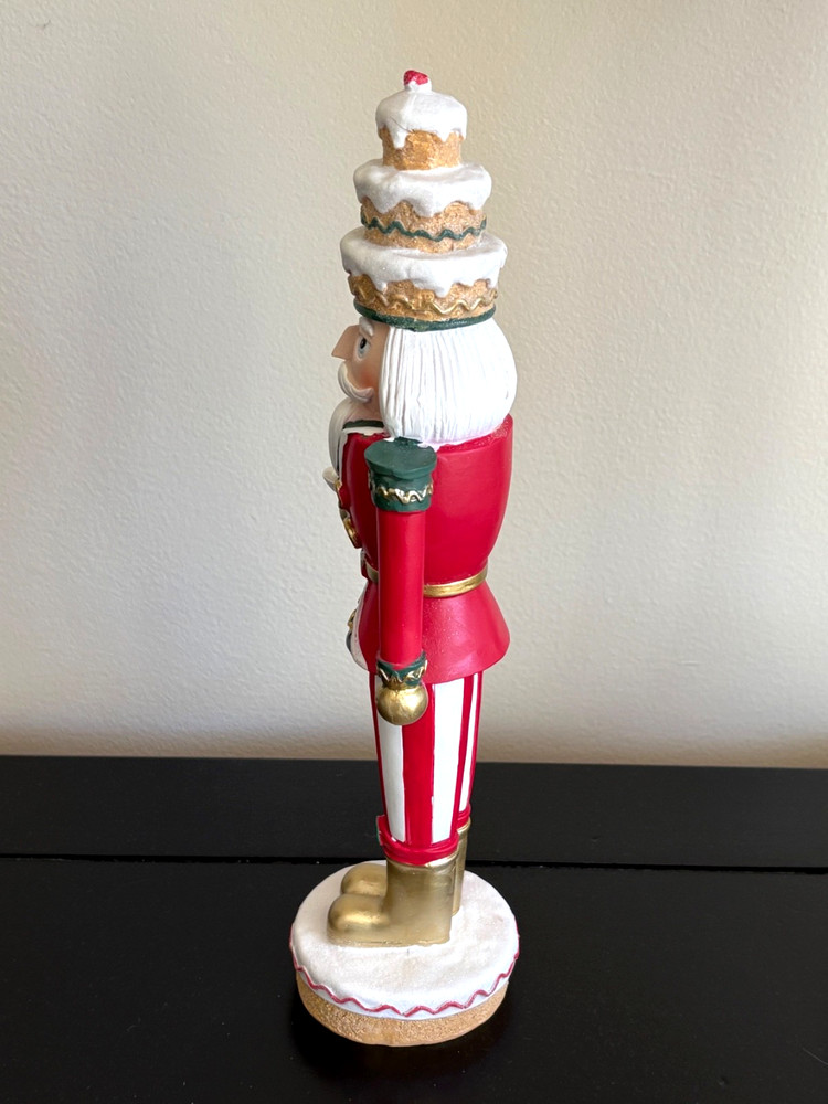 NWT Peppermint Square Nutcracker with Cupcake Hat & Holding Gingerbread Tree