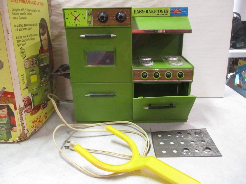 Kenner Premier Model Easy Bake Oven