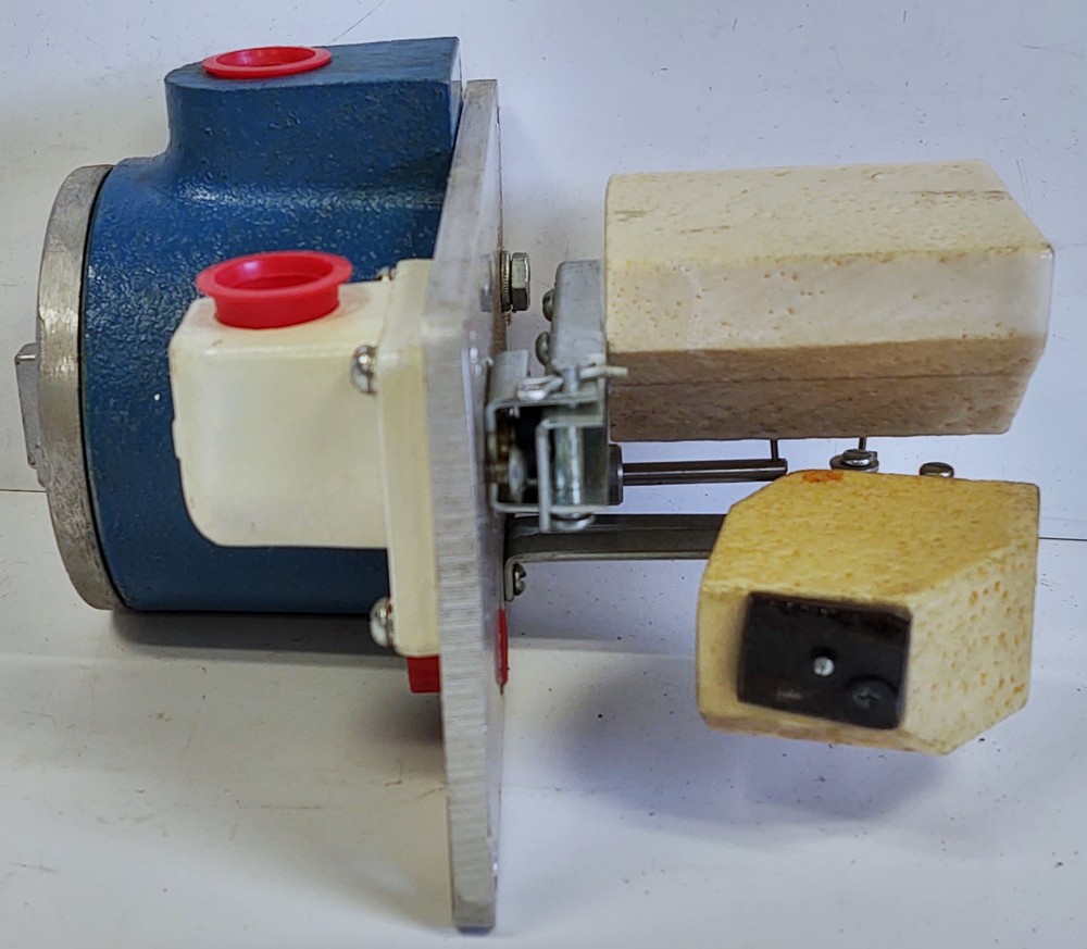 Kenco Engineering LCE Oil Level Sensor