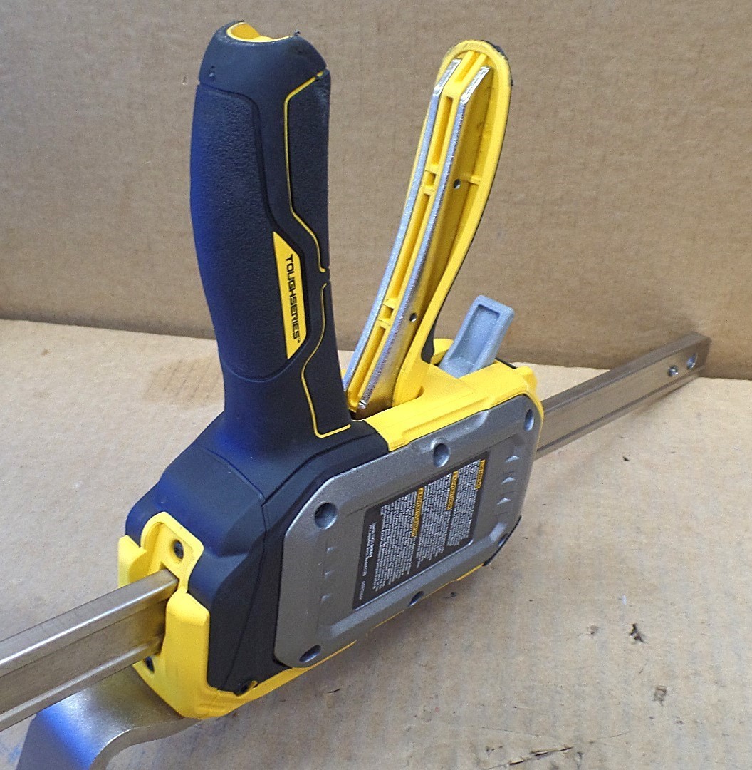 DEWALT DWHT83550 TOUGHSERIES CONSTRUCTION JACK SET, LIFT TO 340LBS-HEIGHT 8-3/4"