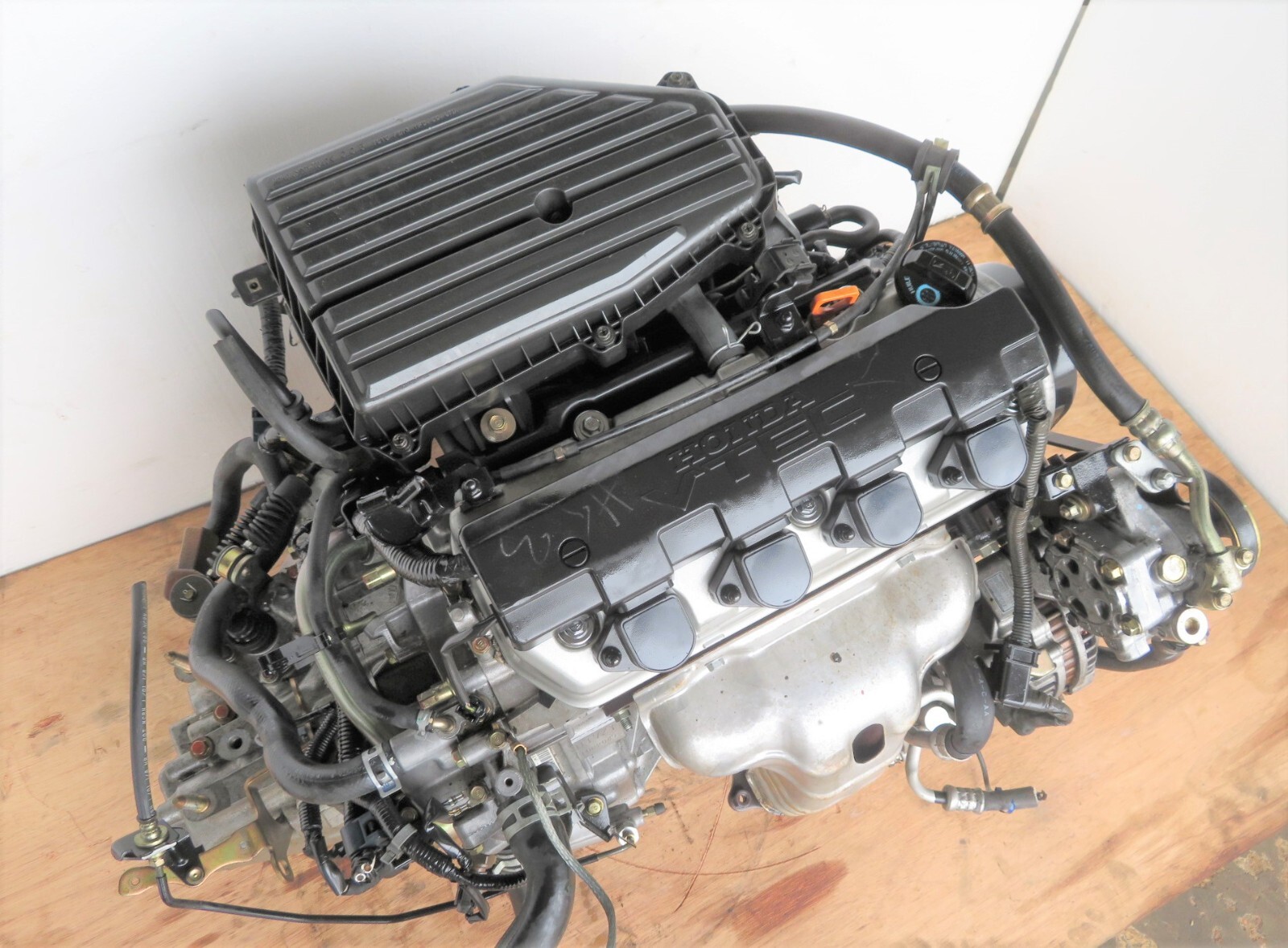 01-05 HONDA CIVIC 1.7L ENIGNE VTEC 5 SPEED MANUAL TRANSMISSION JDM D17A MOTOR