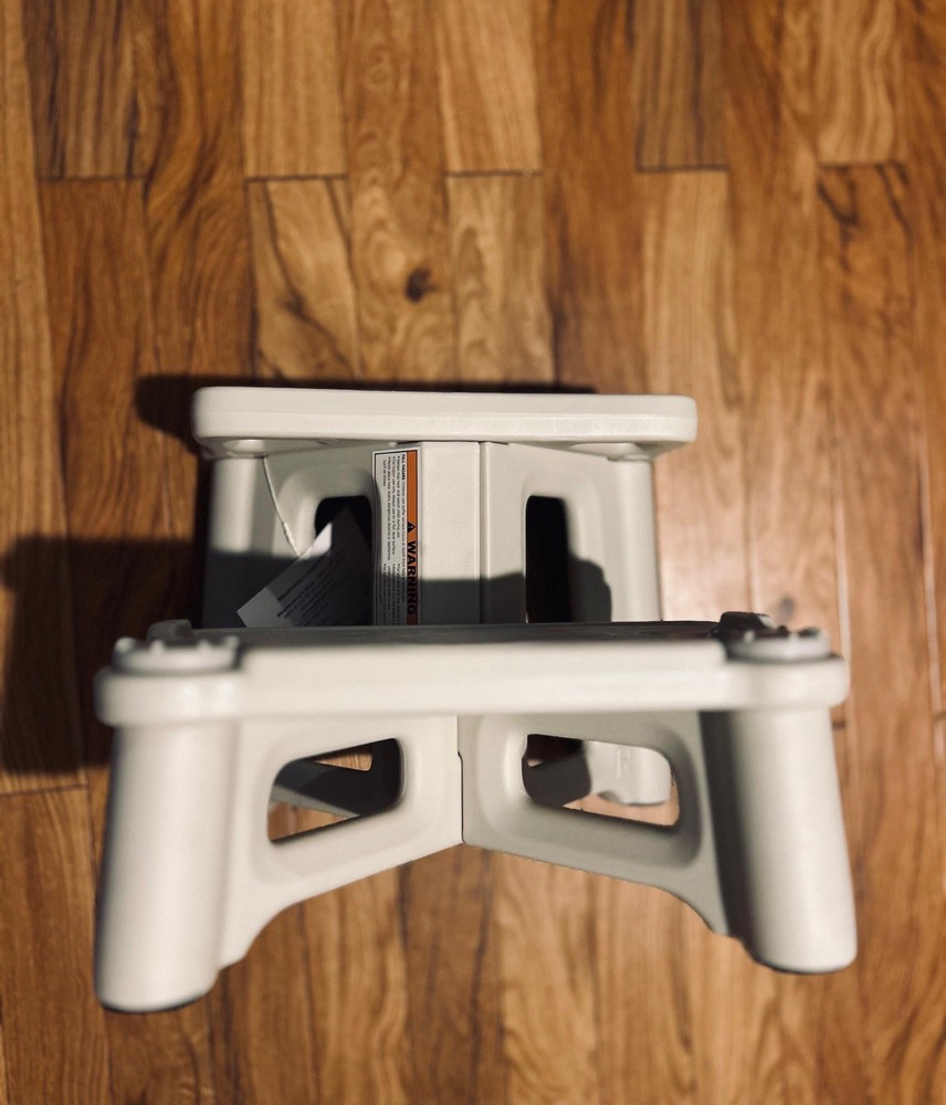 Uncle Wu Kids Step Stool Double-Layer Non-Slip 2 Steps Plastic Beige 200 lbs