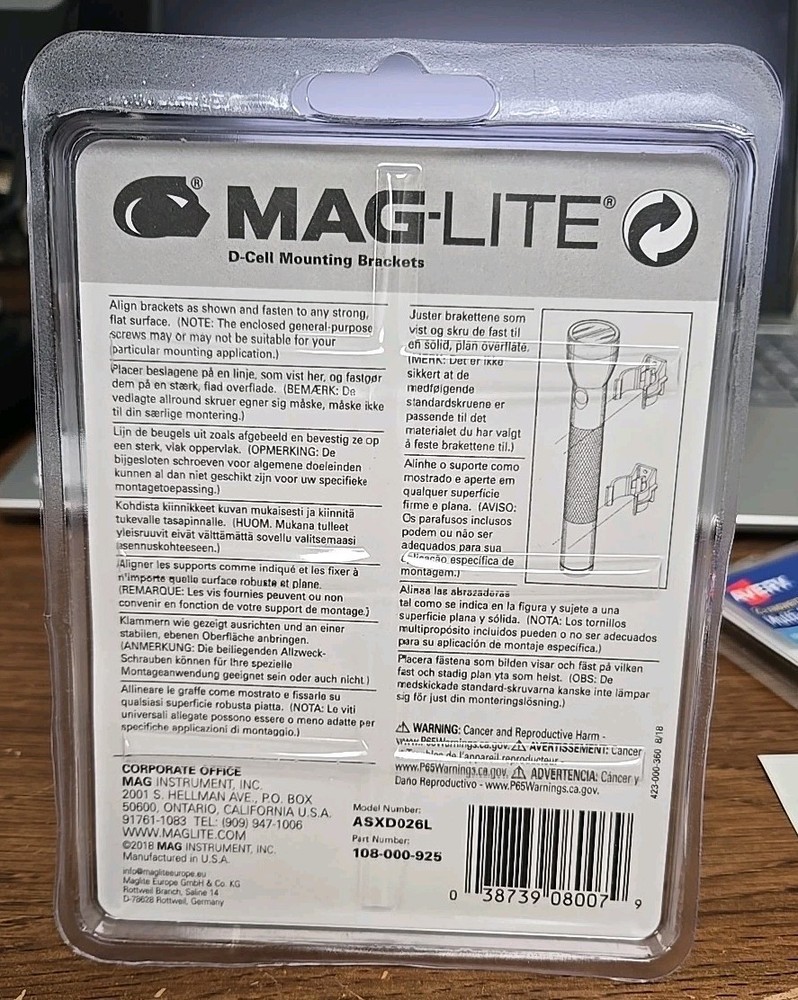 Maglite Black Universal Mounting Brackets for D-Cell Flashlight