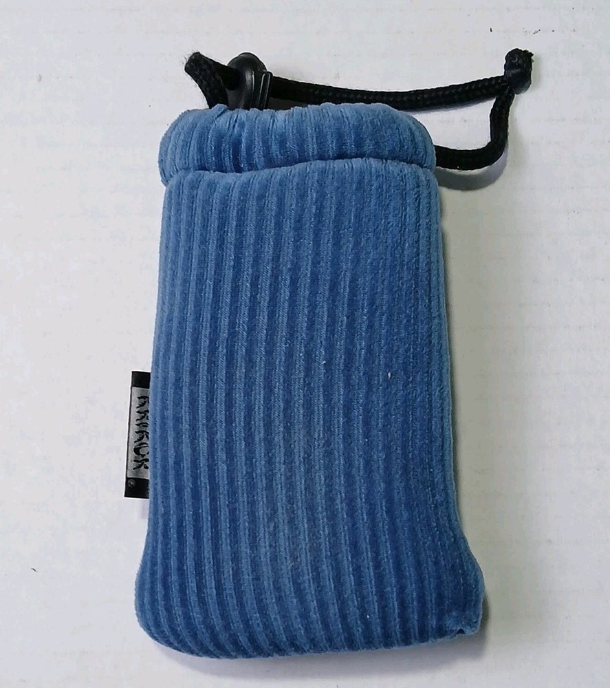 KRIKOR Padded Pouch