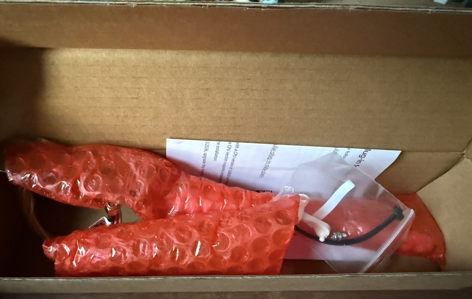 SolarEdge Cell-A-R05-US -S2 Cellular GSM Plug-In Kit w Sim Card.