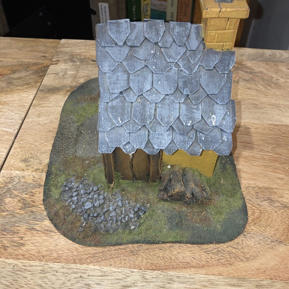 Warhammer scenery terrain house / barn