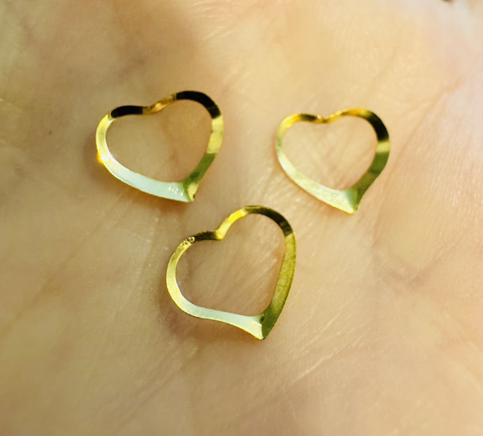 (3 Piece LOT) 14K Gold Floating Heart Shapes ~ Hang on Necklace /Craft SEE SIZE