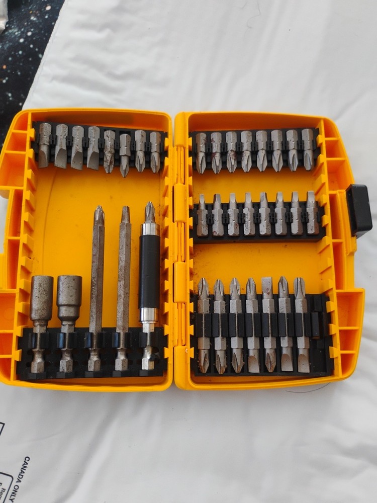 DEWALT Bit Set Of 36