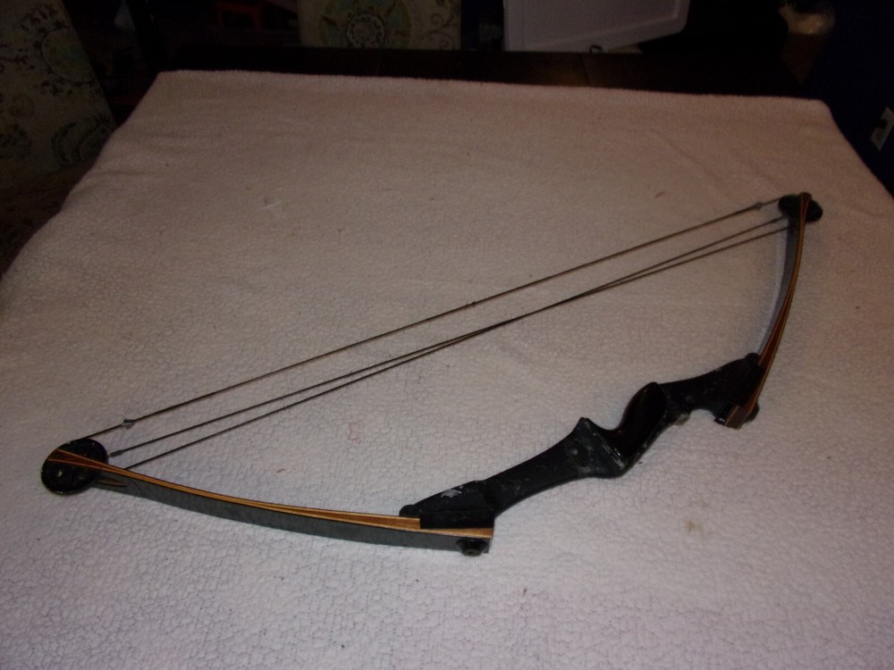 Vintage Darton Archery SL 50M Compound Bow
