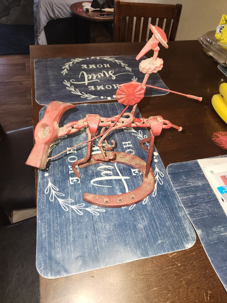 Horseshoe Folk Art