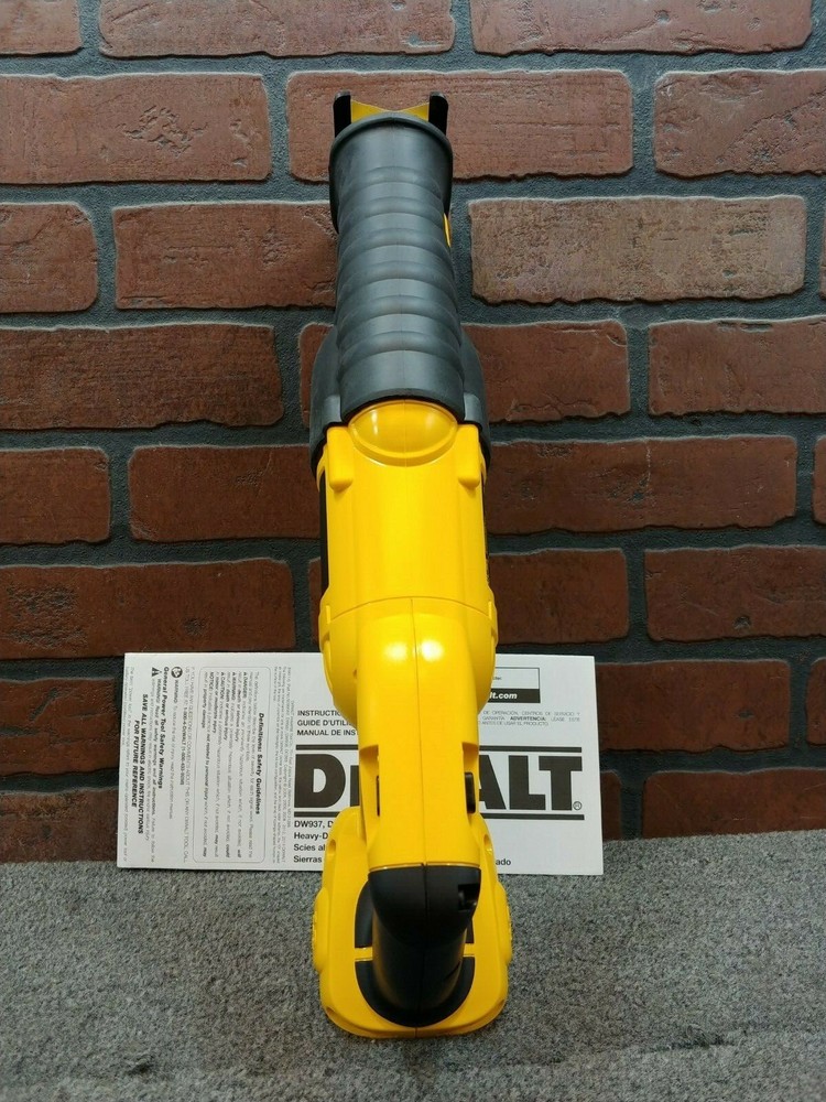 Dewalt DC385B 18V Variable Speed 4-Way Blade Clamp-***NEW***