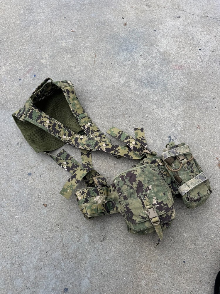 Eagle Industries AOR2 H-Harness w/ Inner Belt & Pouches