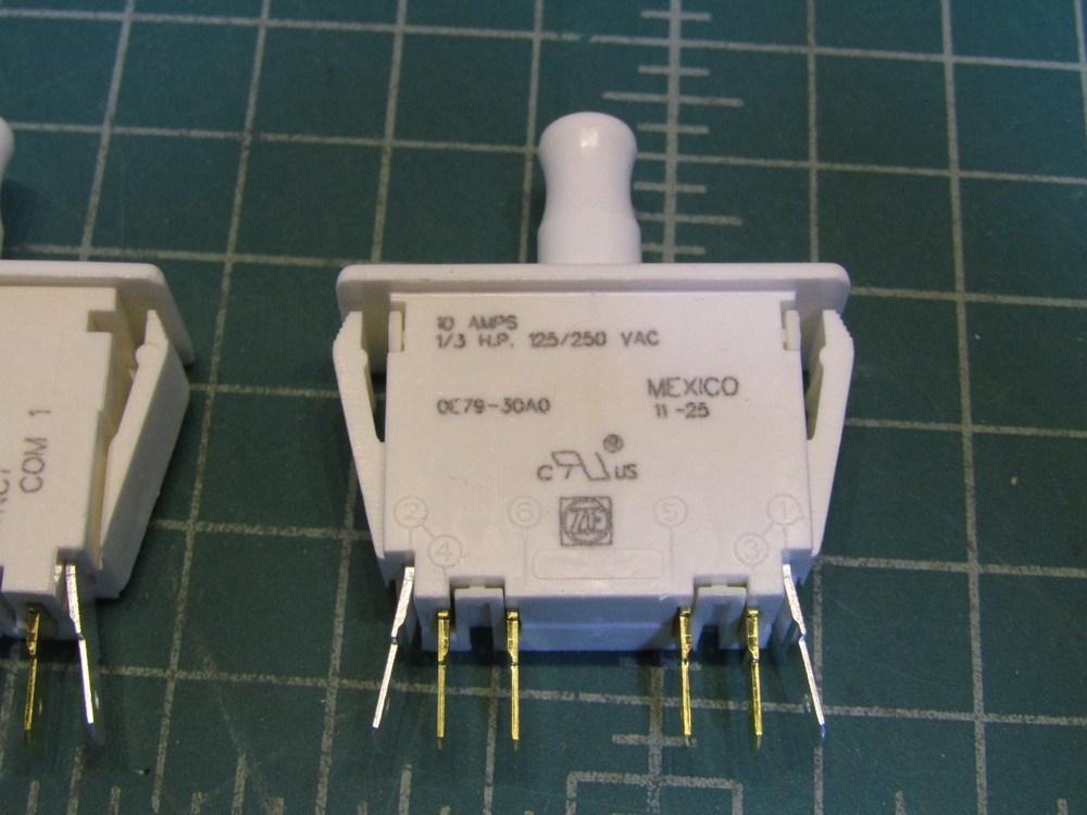 2 – ZF Electronics 0E79-30A0 Switch, Pushbutton, DPDT, NO/NC, Pull to Cheat 10 A