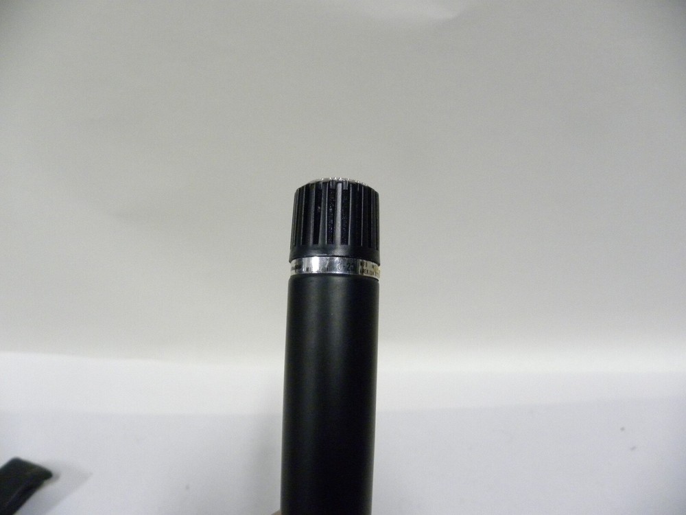Vintage American D-20 Omnidirectional Dynamic Mic Microphone (A12)