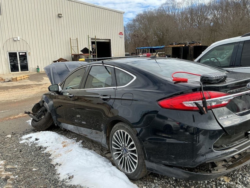 Fuse Box Engine Without Rain Sensor Fits 17-20 FUSION 4945012