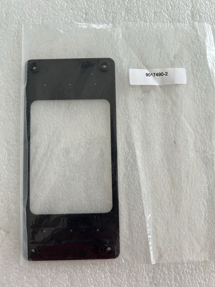 MD302 DIGITAL FLIGHT INSTRUMENT NUTPLATE 9017490-2