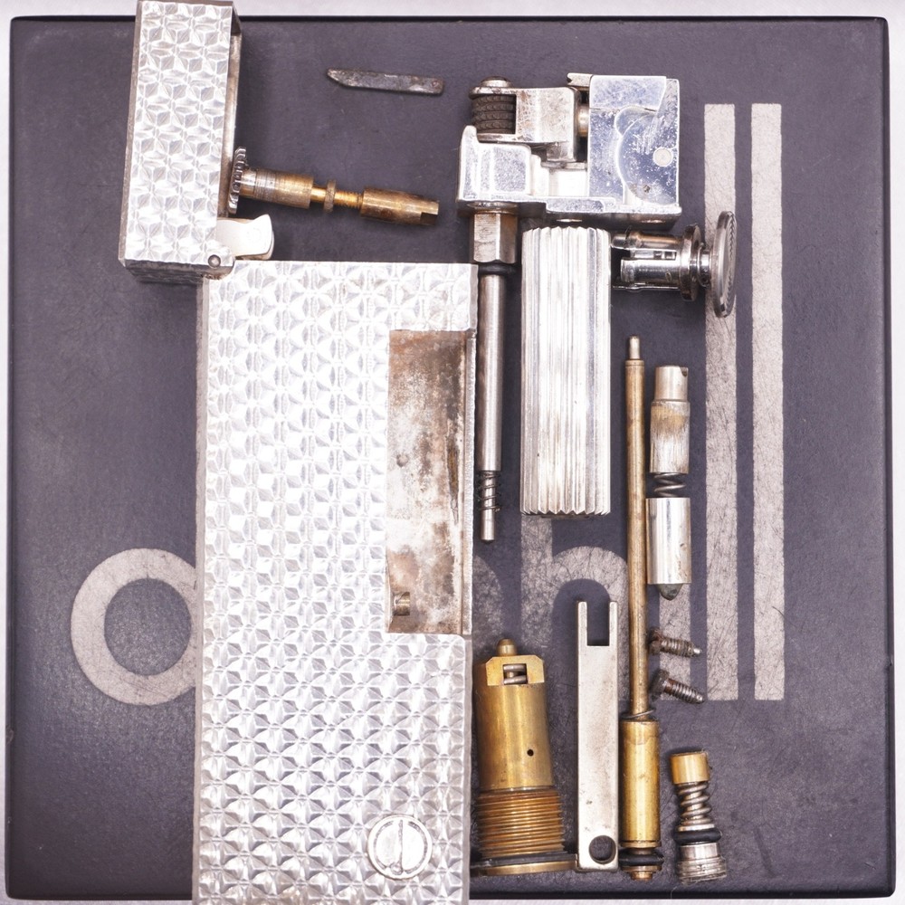 Dunhill Lighter Silver Botanical Pattern_Ultrasonically Cleaned_Working