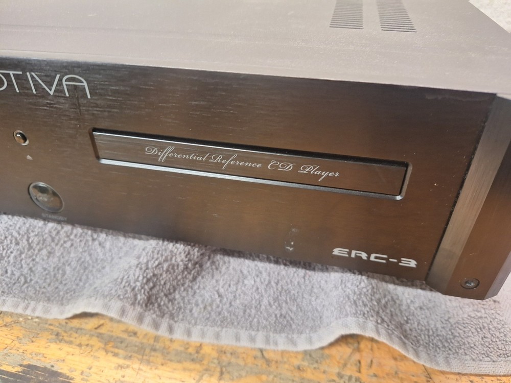 Emotiva ERC-3 Differtial Reference CD Player Gen 2 Digital Analog Untested