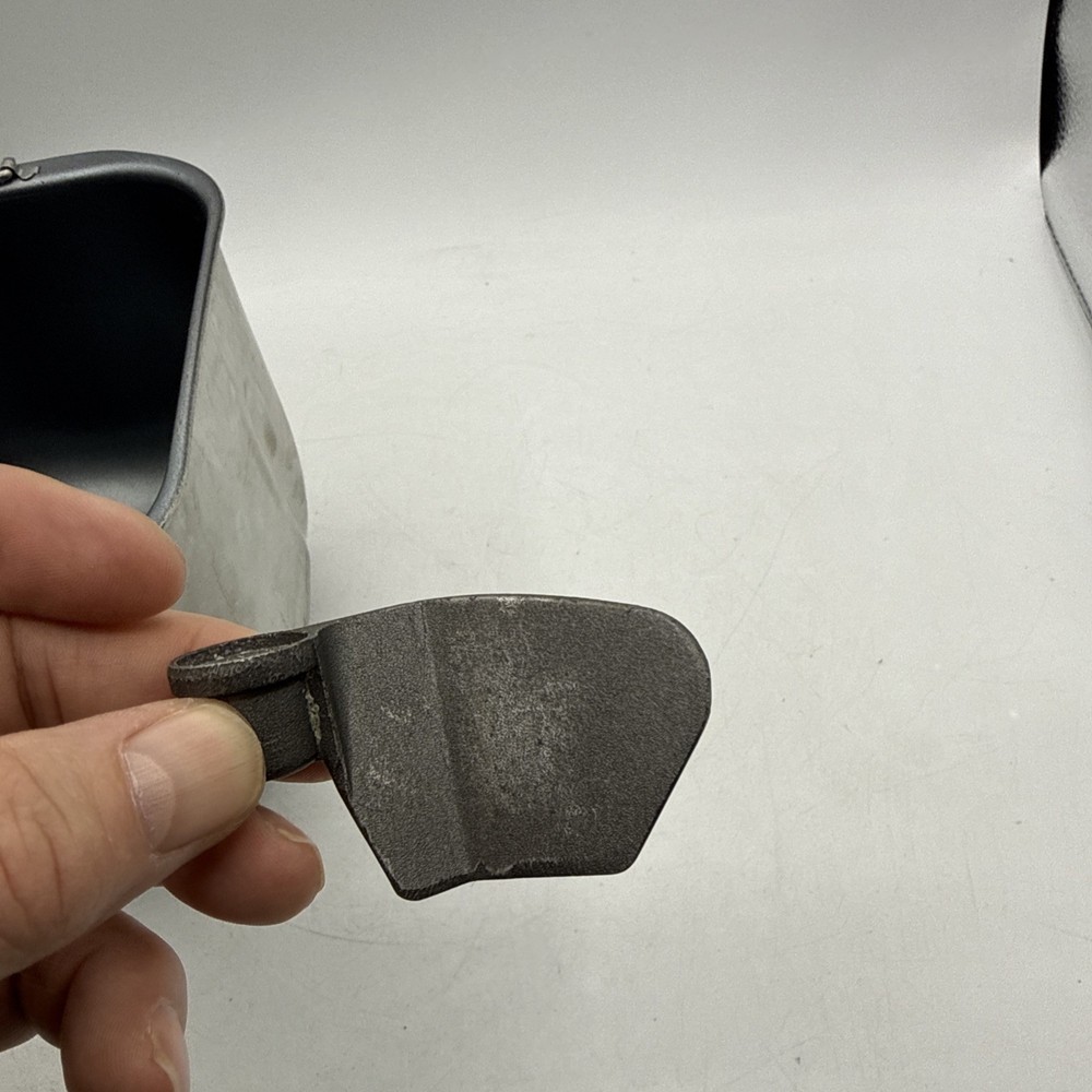 Cuisinart CBK-100 Replacement Removable Bread Pan Handle & Paddle Used