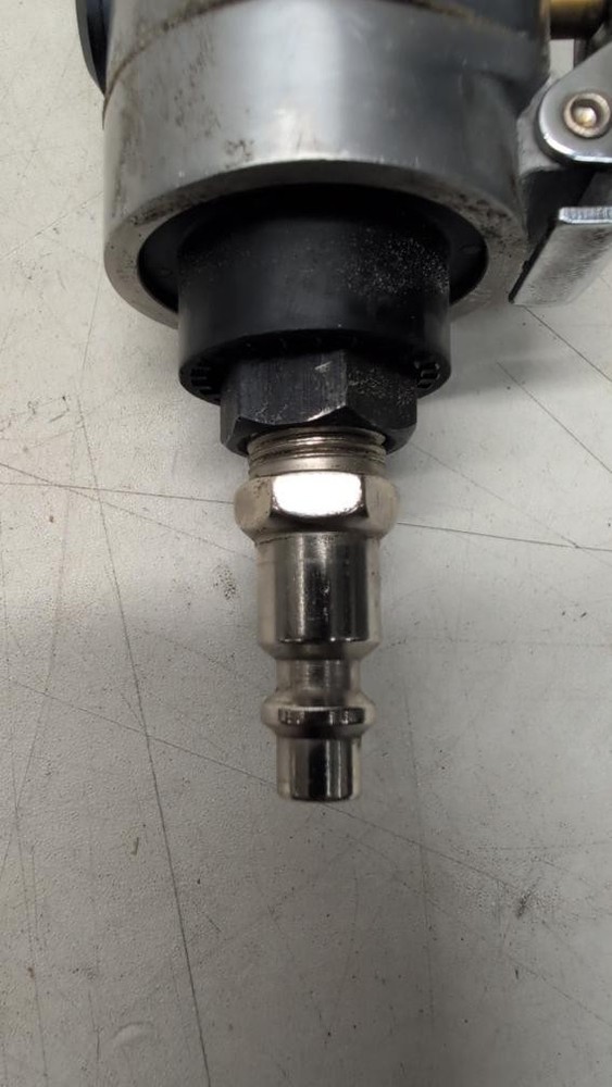 Central Pneumatic Impact Driver (P03063519)