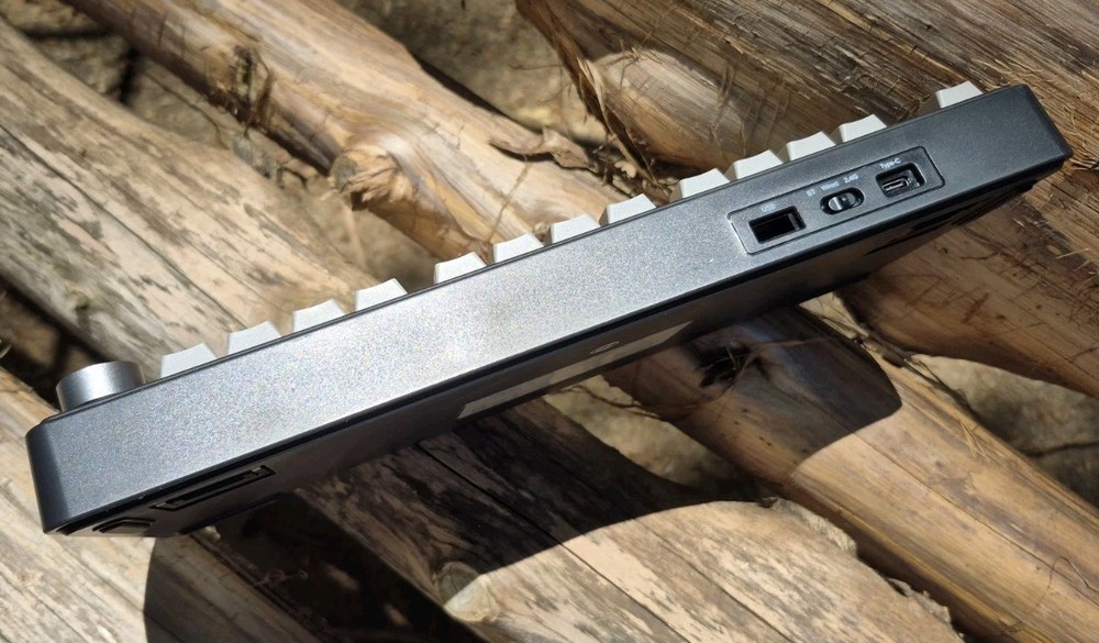 F75 PRO Wireless Mechanical Keyboard