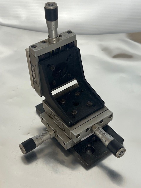 KLINGER MICRO-CONTROLE XYZ STAGE