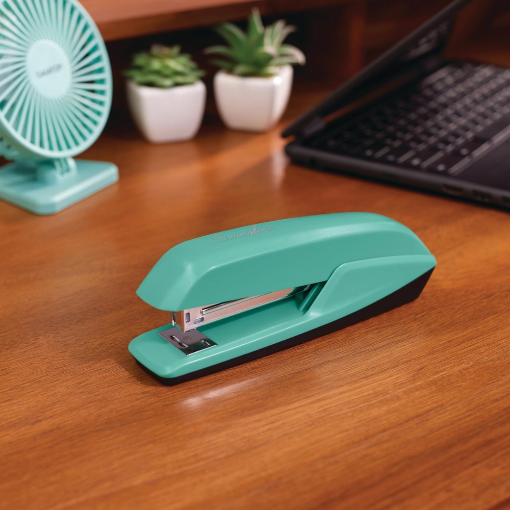 Stapler, 20 Sheet Capacity, 545 Desktop Regular, Spring Green