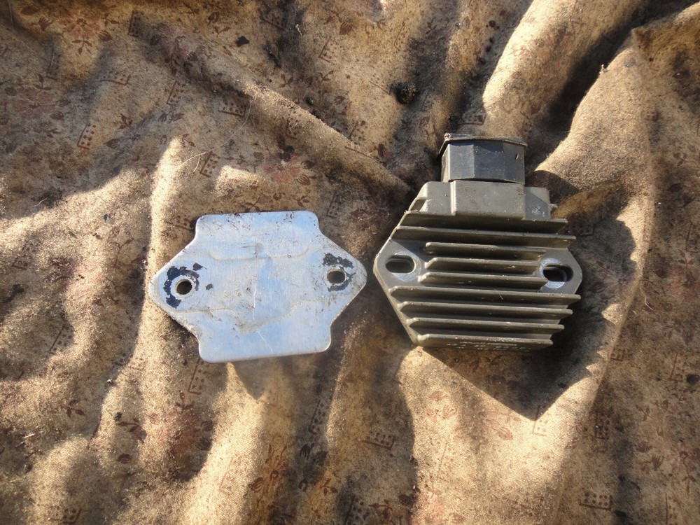 Regulator rectifier for a Honda CB 500 CBF PC26E