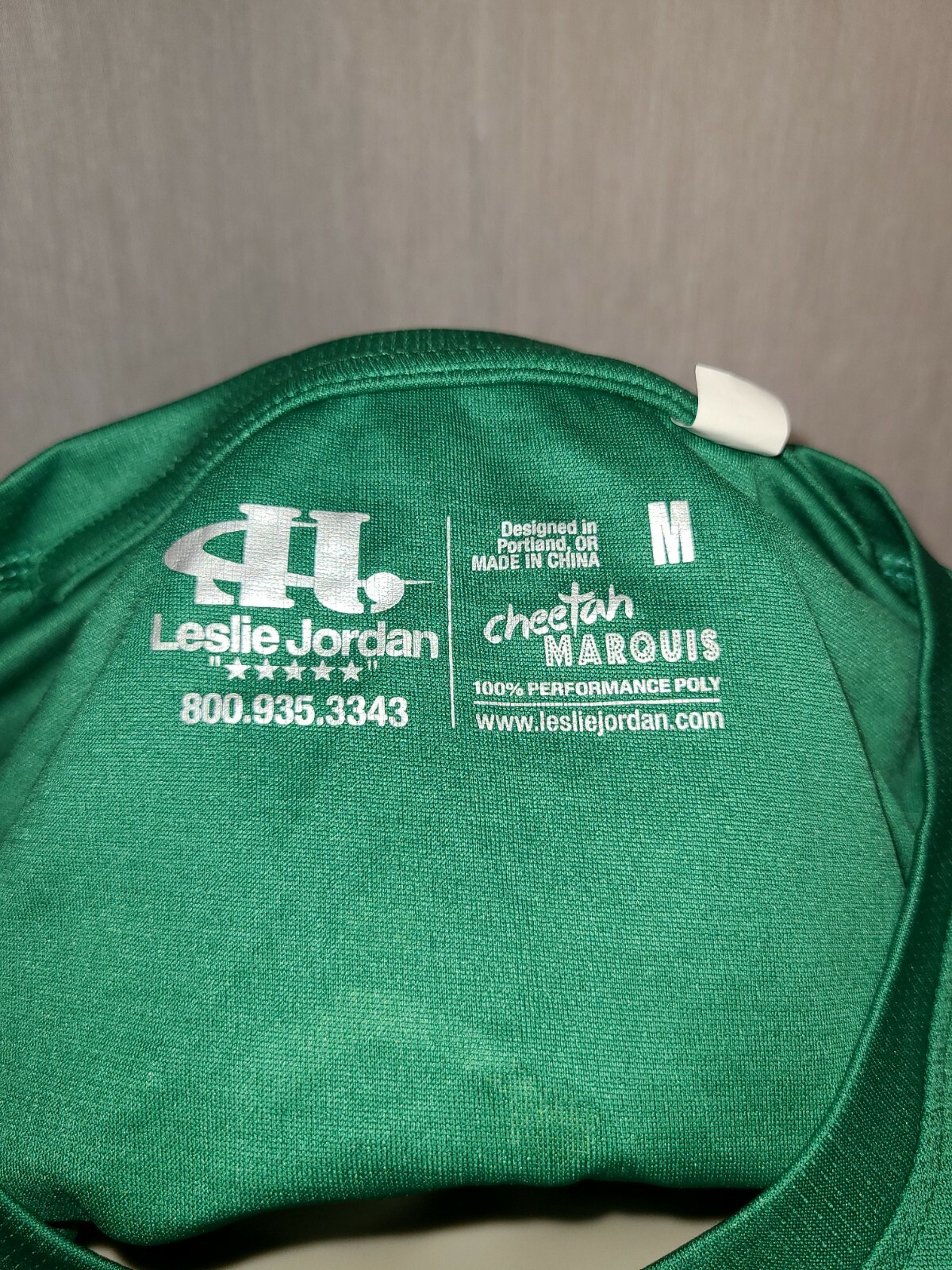 2019 NYC Runs Queens Half Marathon & 5K Womens Medium Green Jersey