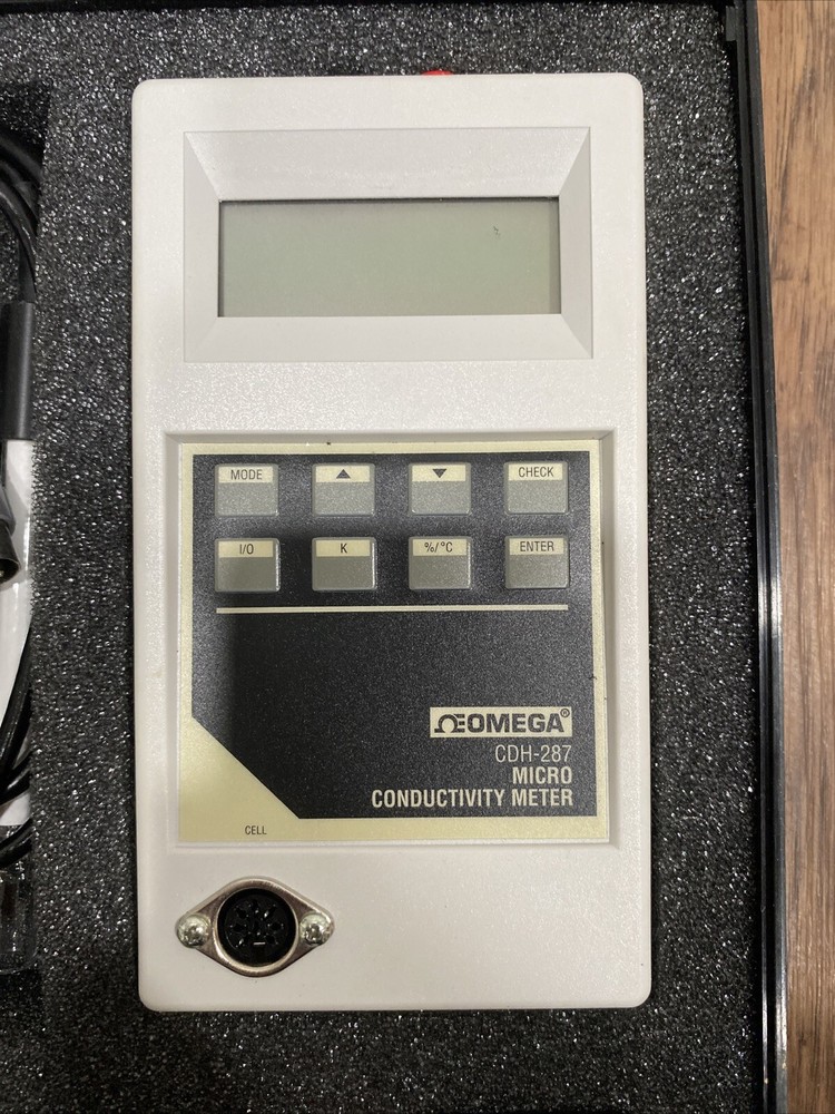 Omega CDH-287 Micro Conductivity Meter