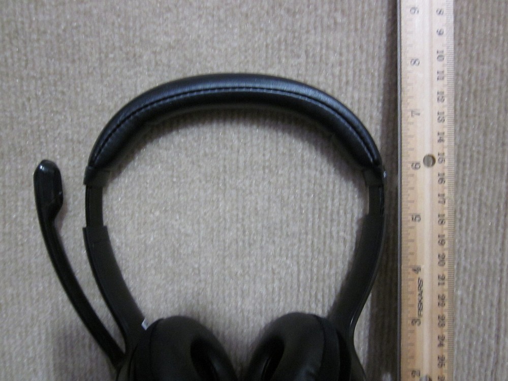 Logi Headphone Headset Wired Black USB Padded Ears Volume Control Chat (b)