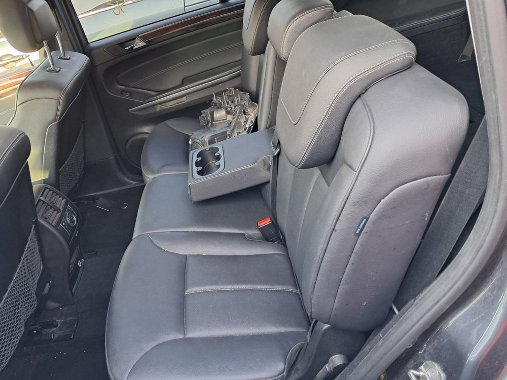 GL450 2012 Glove Box 4779333