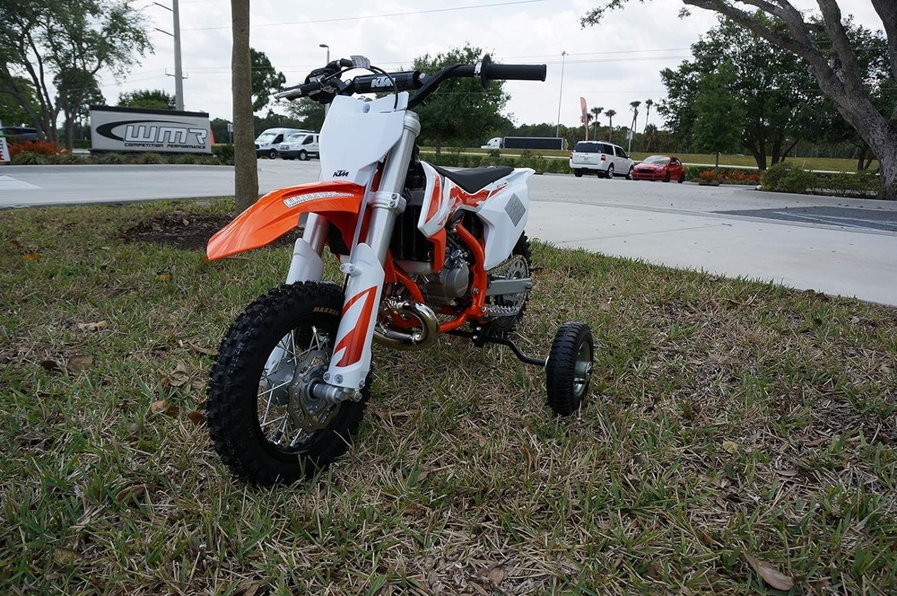 Universal Fit Training Wheels for Motorcycles-