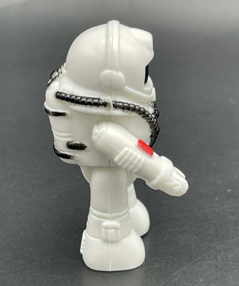 2000 Space Voyagers Set: Space Shuttle Orbiter Replacement Astronaut