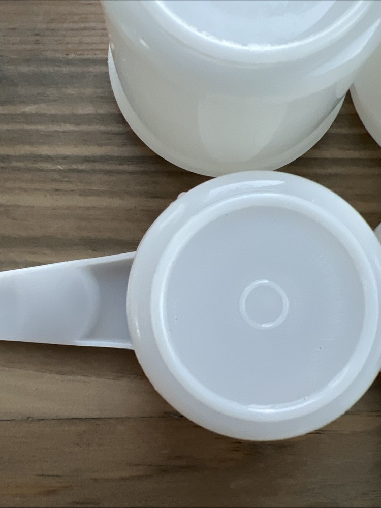 Plastic Measuring Cup Retro Tupperware Set of 4 Sheer White Nesting EUC