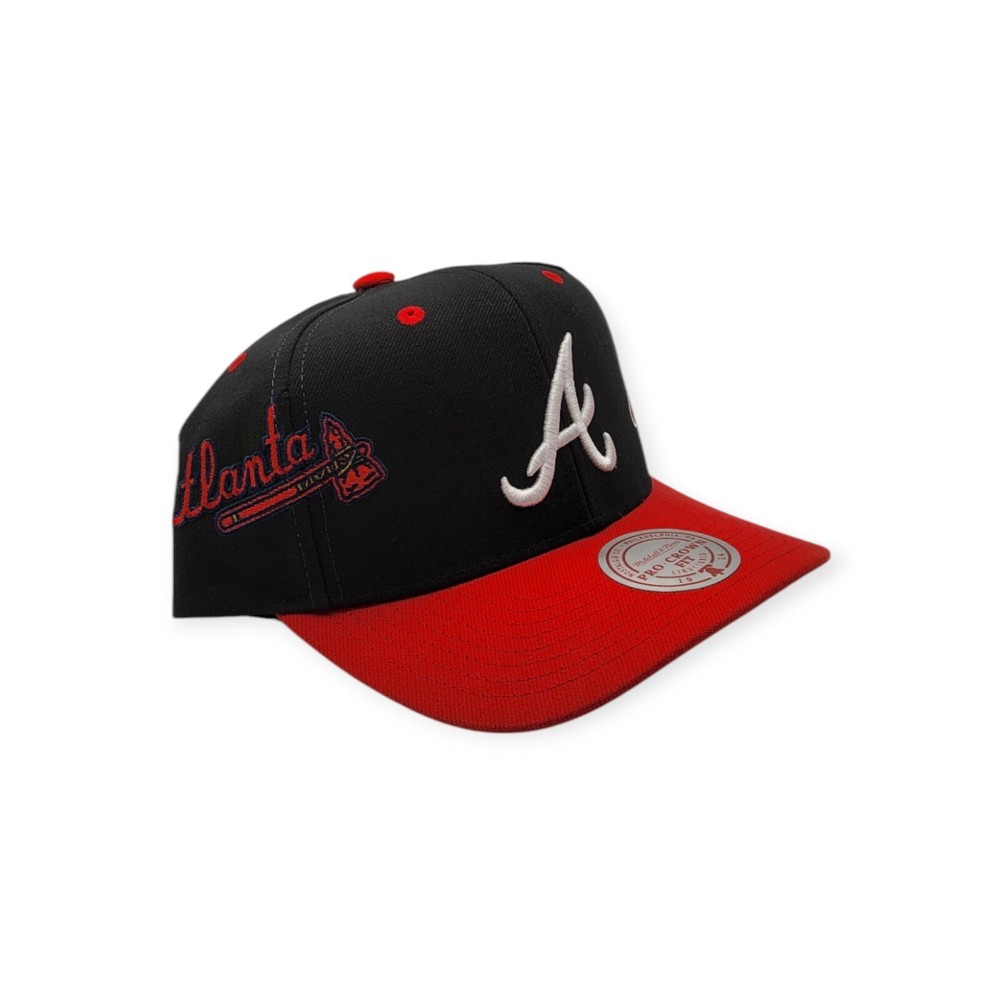 Mitchell & Ness Atlanta Braves Overbite Pro Black/Red Adjustable Snapback Hat