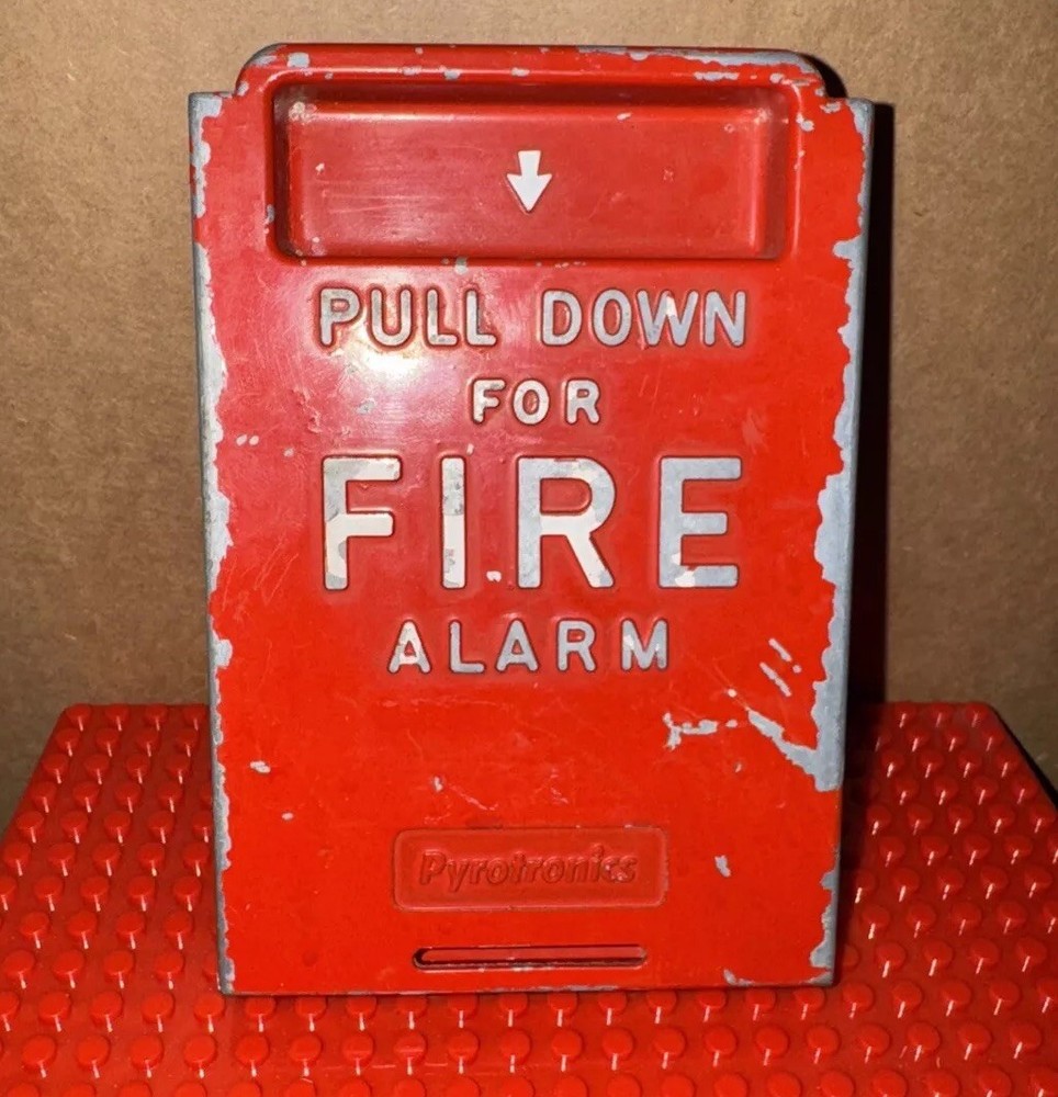 PYROTRONICS MFS-2 MANUAL PULL STATION FIRE ALARM