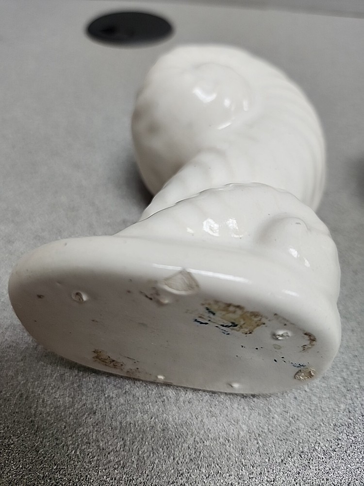 2 Small White Haeger Ceramic Seashell/Fan Looking Planters