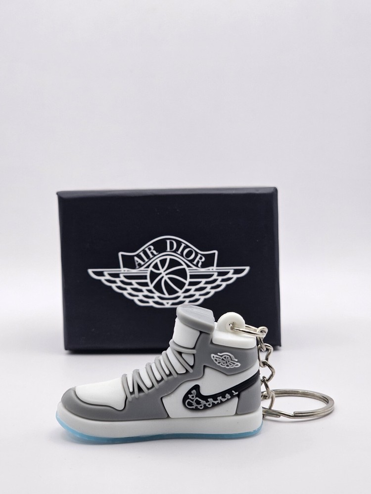 Mini Nike Sneaker keychain with Box