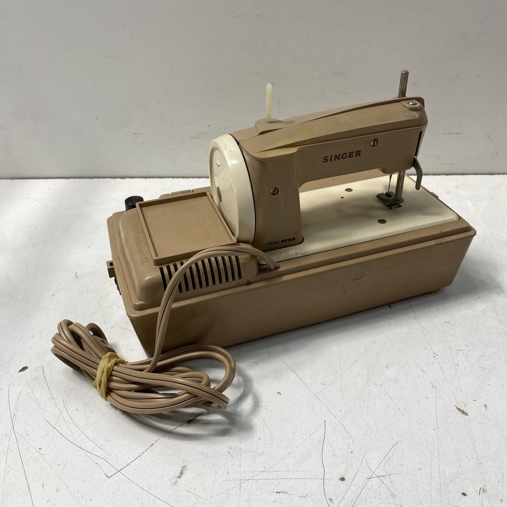 Singer Machine Sewhandy Electric Mini Sewing