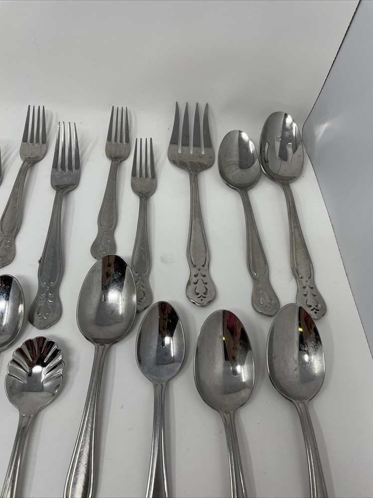 45pc Hampton Silversmiths AMERICANA CLASSIC Stainless Serving For 8 Flatware