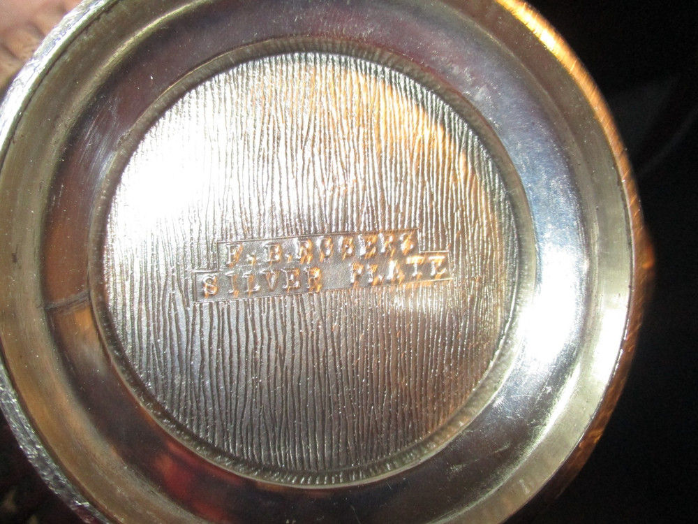 Vintage F B Rogers Ornate Silver Plate Pedestal Bowl Ring Handles Monteith