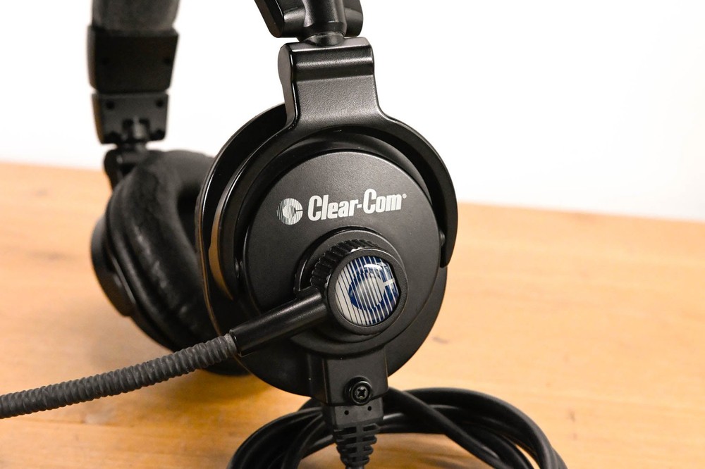 Clear-Com CC-400 Double-Ear Intercom Headset with Dynamic Microphone CG01U7E