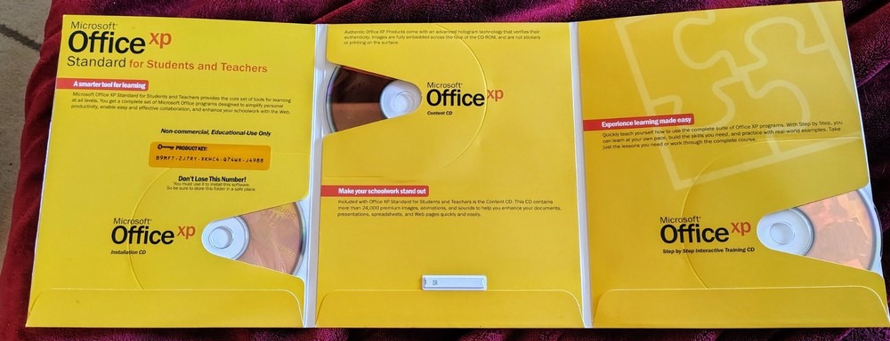 Microsoft Office XP Standard For Students And Teachers. Version 2002.