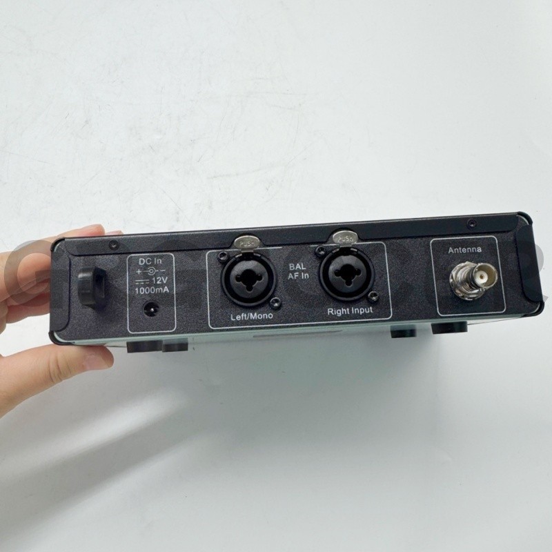 New Sennheiser XSW IEM Wireless In-Ear Monitoring System Band B LN